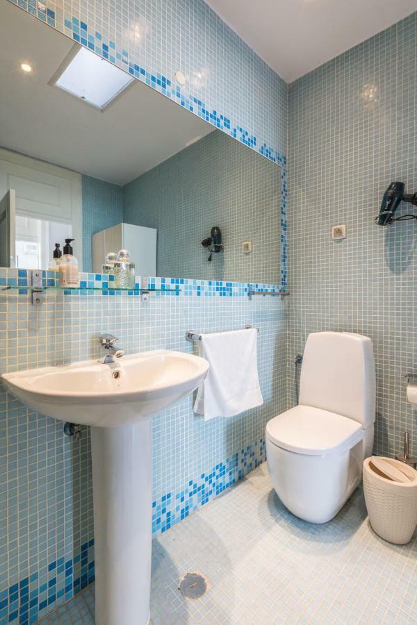 Fantastic Family Apartment In Estrela Lisbon Exterior photo